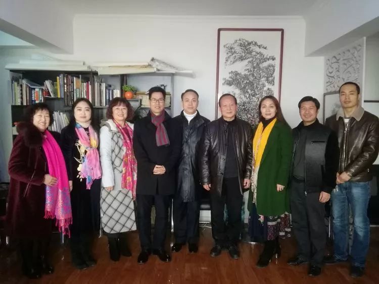 “用墨凝重浑厚，行笔酣畅自如”焦墨画家-郭斌