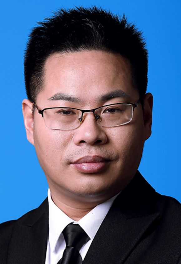 张龙